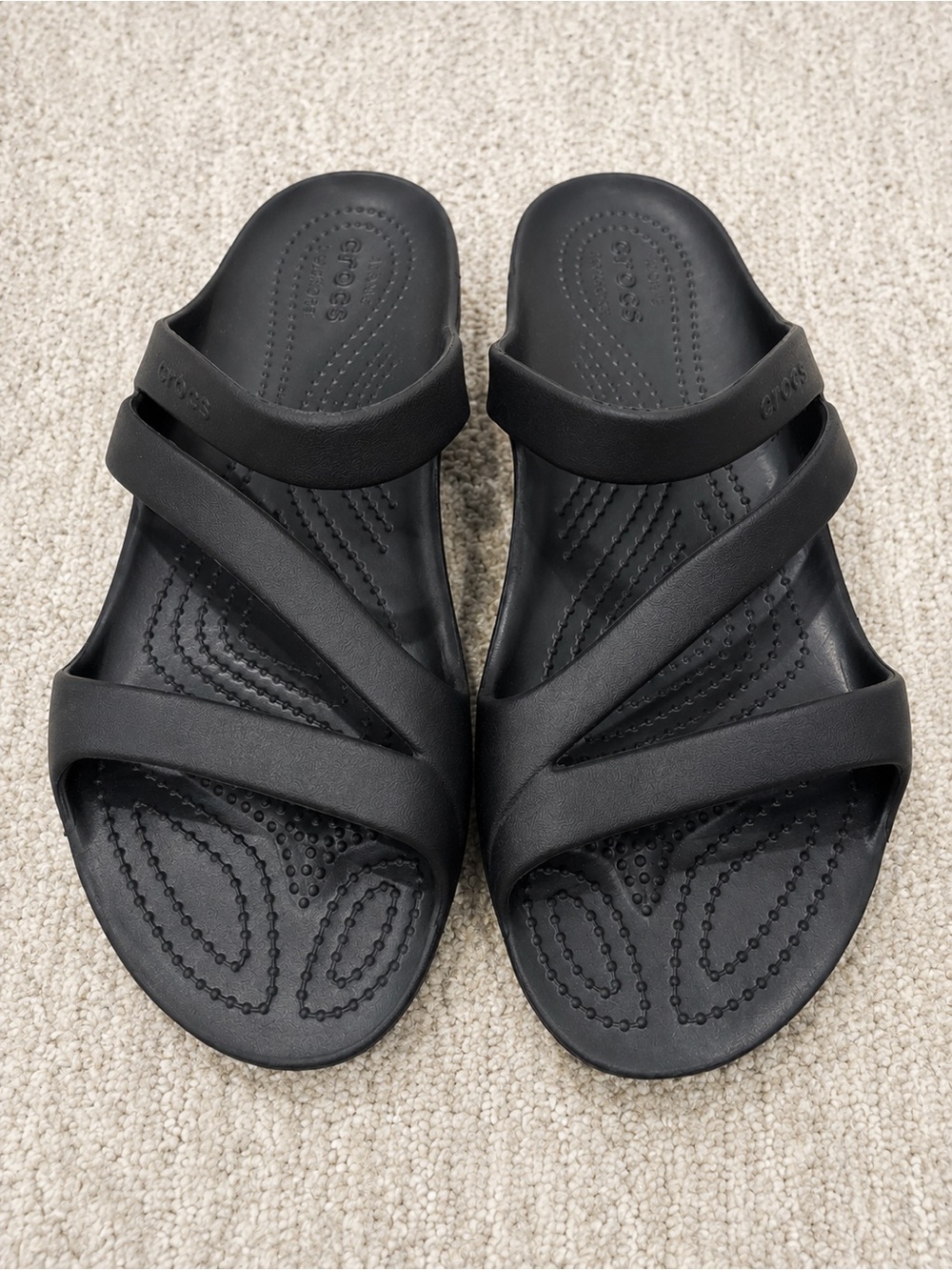 Crocs Kadee II Strappy Sandals Black Women’s Size 9